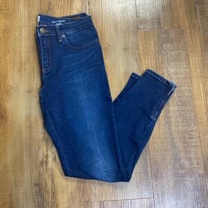 Henry & Belle super skinny ankle jeans with zipper detail at ankles size 29